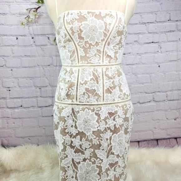 TRINA TURK SHEER FRONT LACE MINI WHITE/ NUDE SLEVEELESS DRESS SZ 2 - Picture 3 of 12